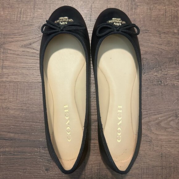 Coach Leather Black Bow Gold Logo Ballet Flats Women sz 6 - Picture 2 of 6